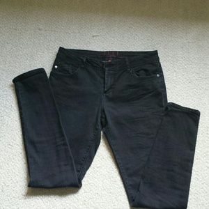 Black skinny jeans