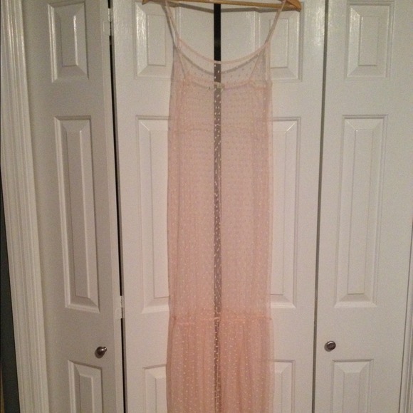 {delicate} Swiss dot pink slip