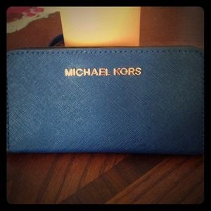 Blue Micheal Kors wristlet!