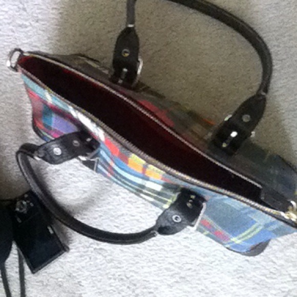 Dooney & Bourke Hand Bag - Picture 3 of 3