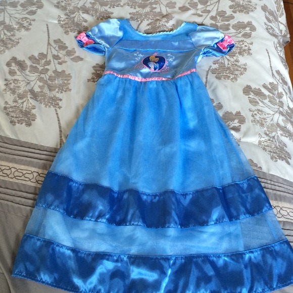 Toddler girl Cinderella night gown