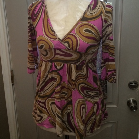 💰3for$25! Pretty Top! - Picture 1 of 3
