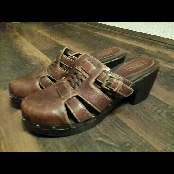 DONATED -Arizona Jeans leather Brown Mules