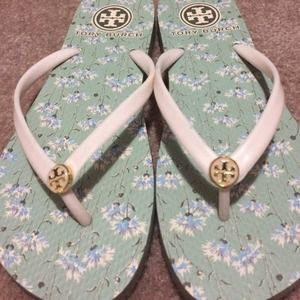 Tory burch size 8 flip flops