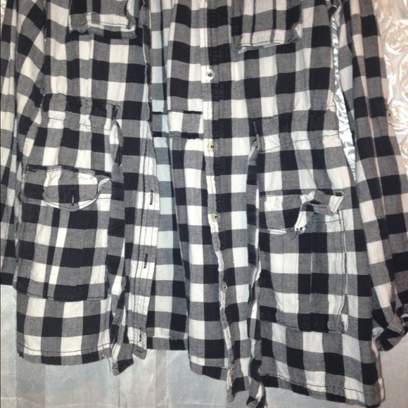 Black and white plaid jacket - Picture 3 of 3