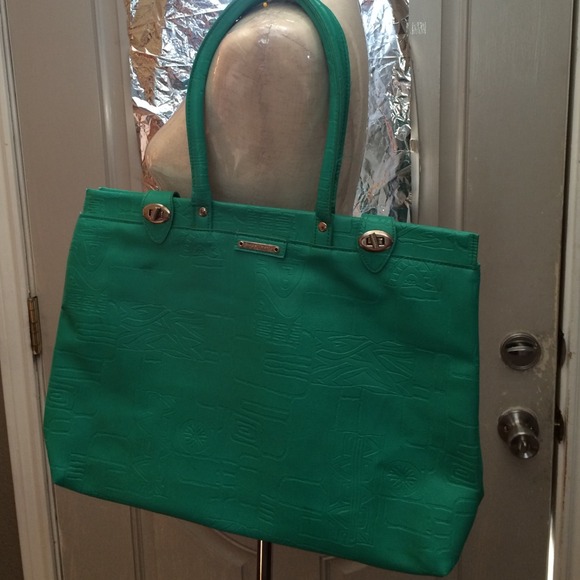Sergio Valente Handbags - Sergio Valente Emerald Tote Handbag!