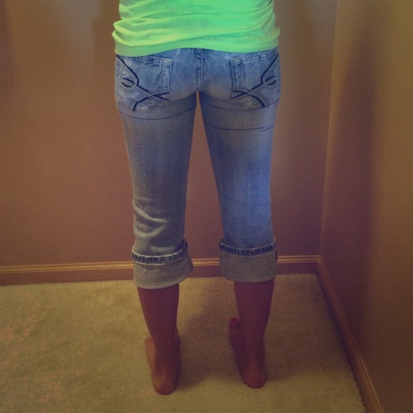 BKE Capris.