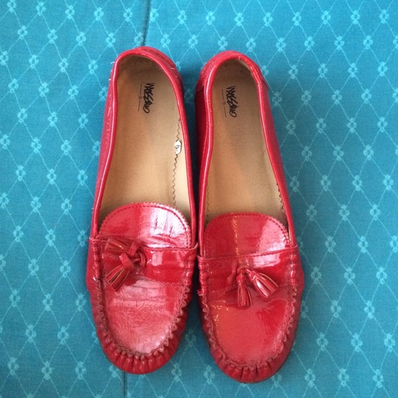 Red Mossimo moccasins