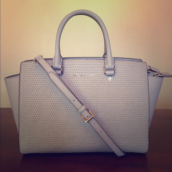 Michael Kors Micro Stud Selma Large Top Zip Satch