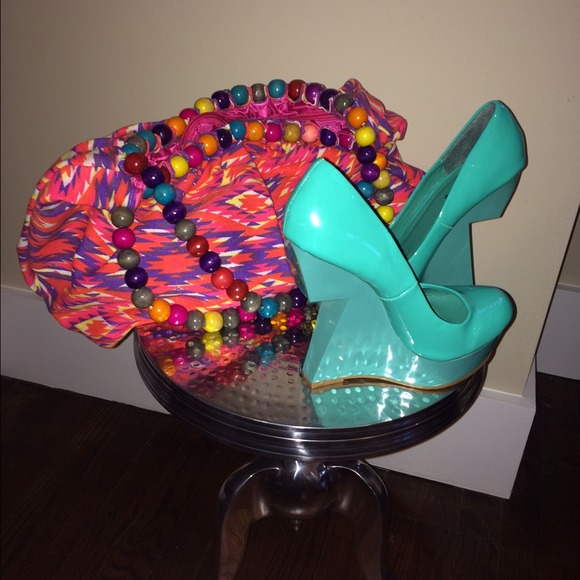 Colorful bag! - Picture 4 of 4