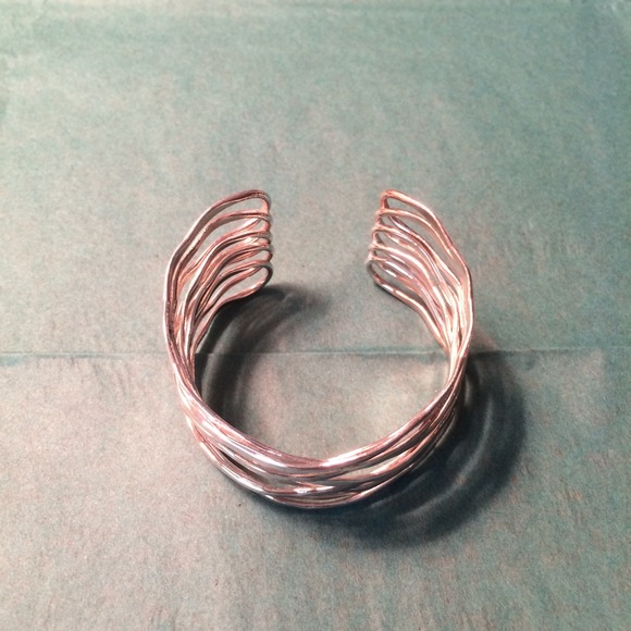 Silver cuff - Picture 2 of 3