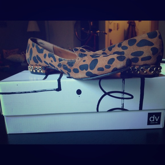 Dolce Vita Leopard Flats