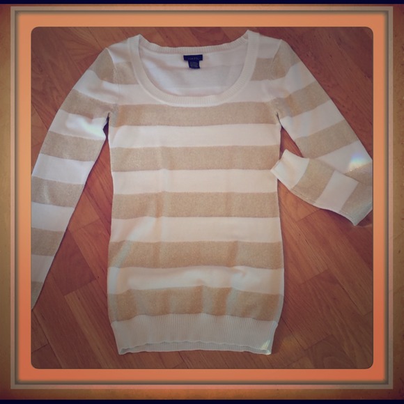 Gold hue sweater