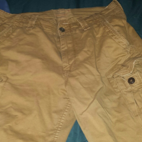 American Eagle cargo shorts