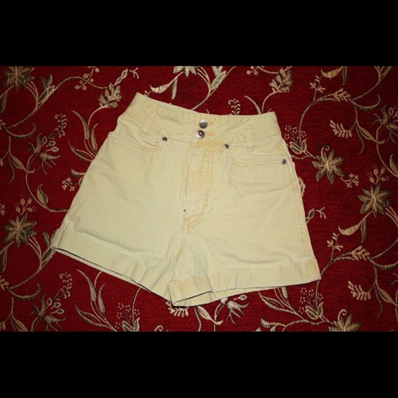 Vintage yellow high waisted shorts