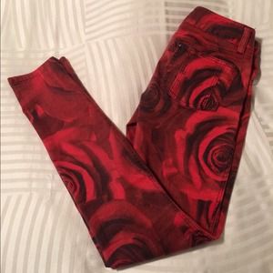 Alice and Olivia Size 26 Rose Print Skinny Pants