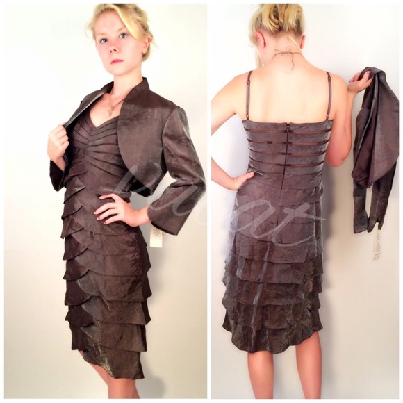 Adrianna Papell Dresses & Skirts - Papell Java Brown Cocktail Dress w/Jacket