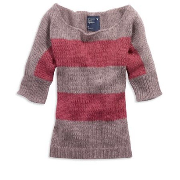 American Eagle Sweater