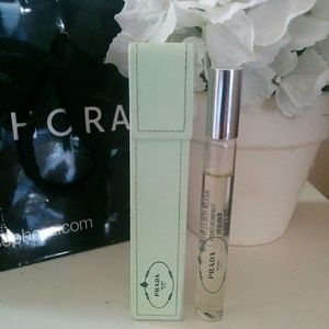 Prada infusion D' iris perfume