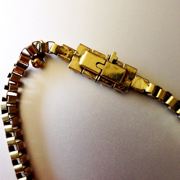 Get into Spring Accessories!  Rhinestone Necklace - Picture 3 of 3