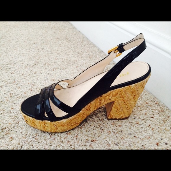 Adorable prada shoes! Only worn once!