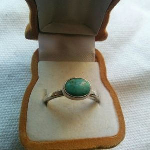 Sliver turquoise ring