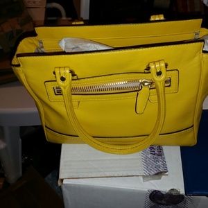 Nwot Yellow leather coach purse