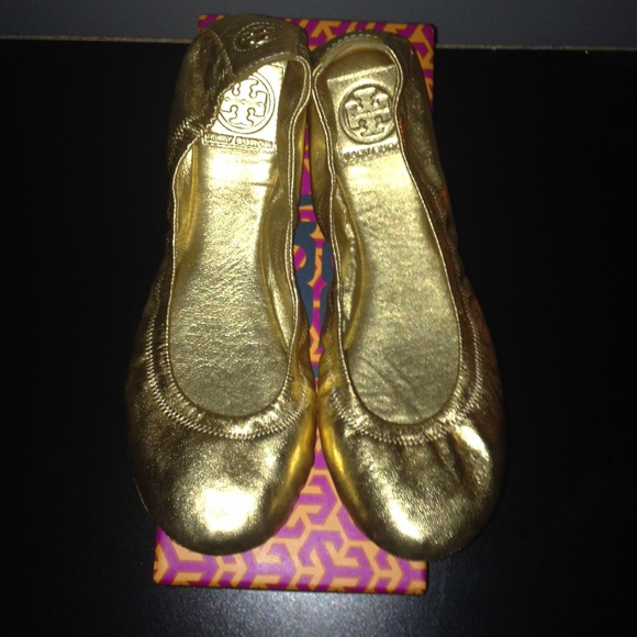 🌟Tory Burch Eddie-Metallic flats🌟