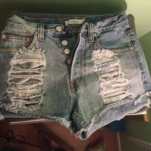 Mink Pink cut off shorts size small