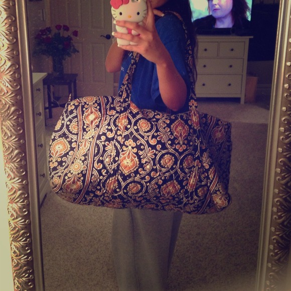 Vera Bradley weekend bag 💥SALE💥