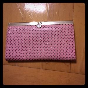 🍀Pink diamond clutch.