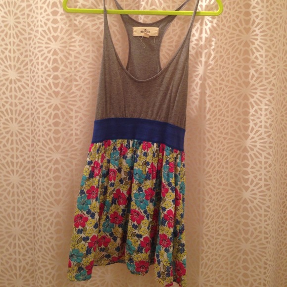 Floral dress - Picture 1 of 3