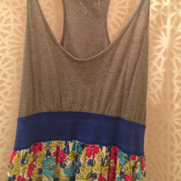 Floral dress - Picture 2 of 3