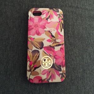 Tory Burch iPhone 5/5s phone case