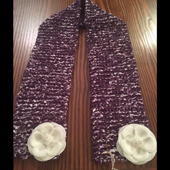 Hand knit Scarf by Seaglass Butterfly Designs