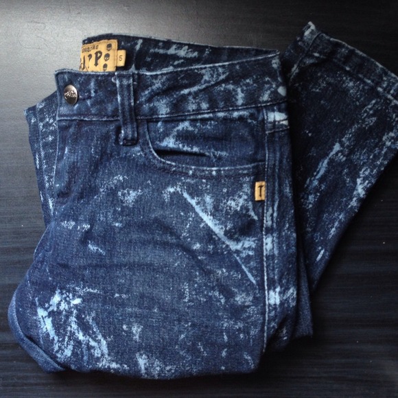 Bleach Splatter Jeans