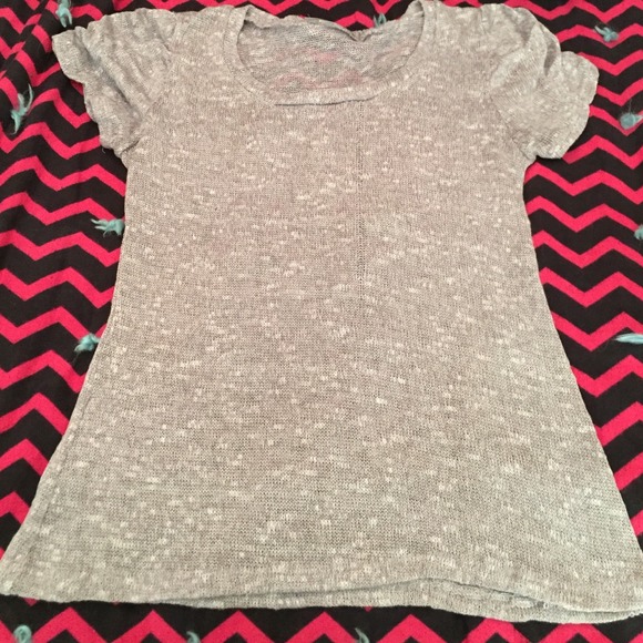 Gray knit top