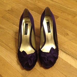 Nina Shoes - Forbes Grape Luster Size 10