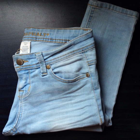 Light Wash Jeans