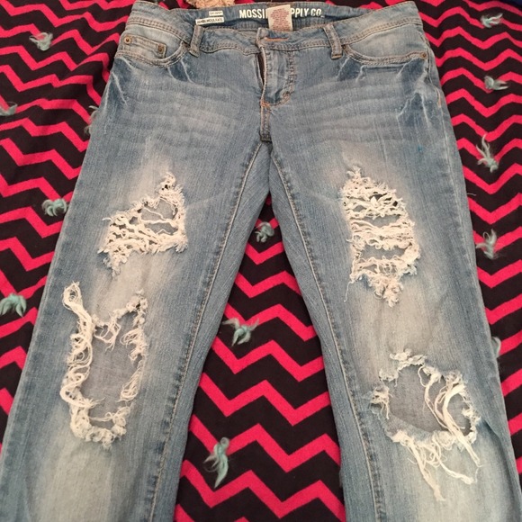 Skinny light wash ripped jeans