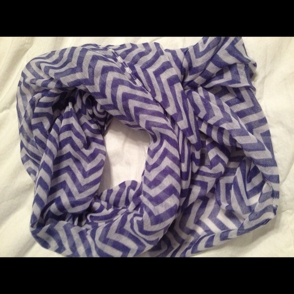 SOLD*** bundled with purse