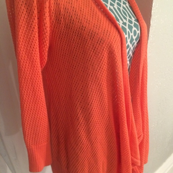 🚫BUNDLED - Picture 2 of 4