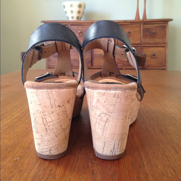 💙BUNDLED💙 Clarks Artisan Caslynn Paula Wedge - Picture 4 of 4