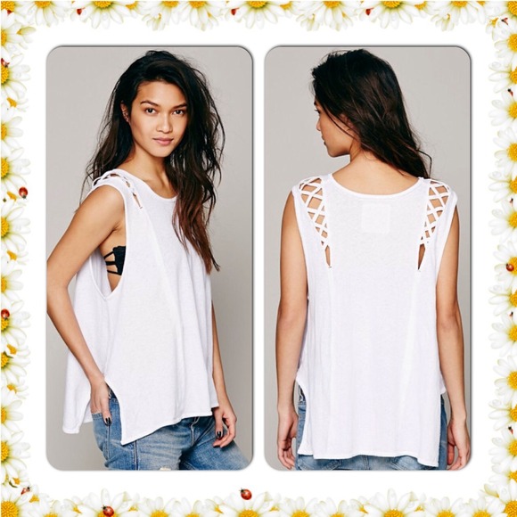 Free People Tops - FREE PEOPLE SUMMERS END TOP NWT$68 WHITE