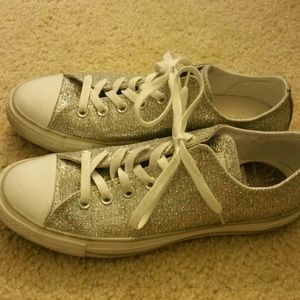 Women's size 10 Converse Silver