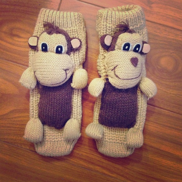 ✨NEW✨Monkey Sweater Socks/Slippers! - Picture 1 of 2