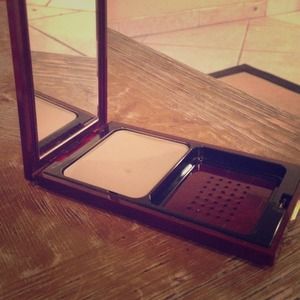 Kevyn Aucoin Sculpting Powder -Medium