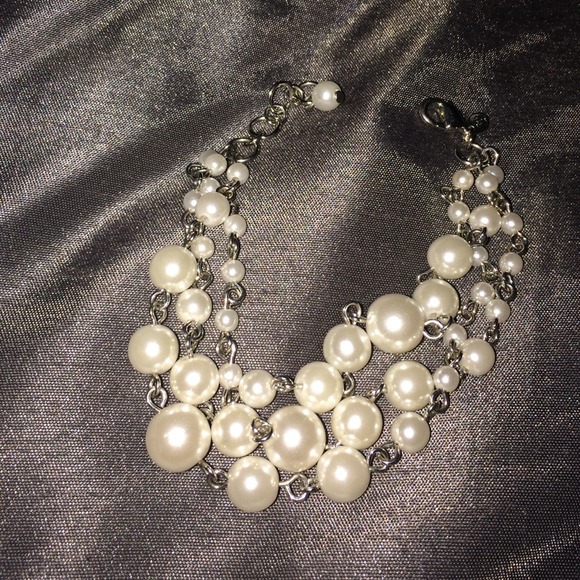 💋Pearl Bracelet💋 - Picture 1 of 2