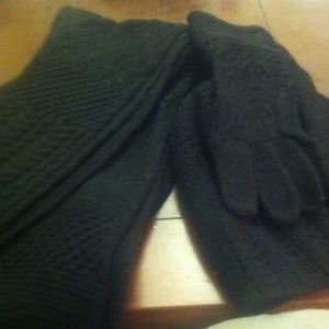 Ralph Lauren scarf hat and glove set