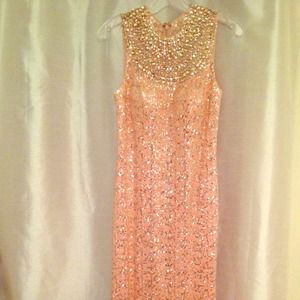 Elegant and eye catching sequins dress
